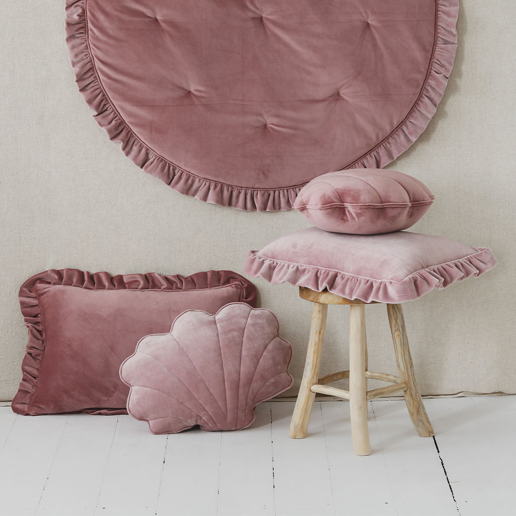 Velvet Shell Pillow