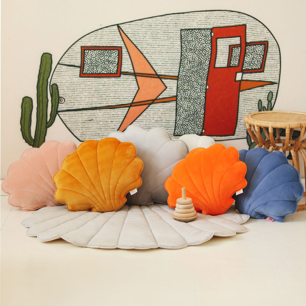 Velvet Shell Pillow