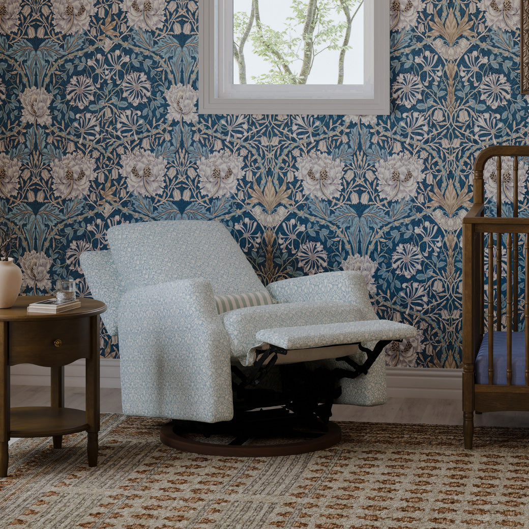 Crewe Recliner & Swivel Glider