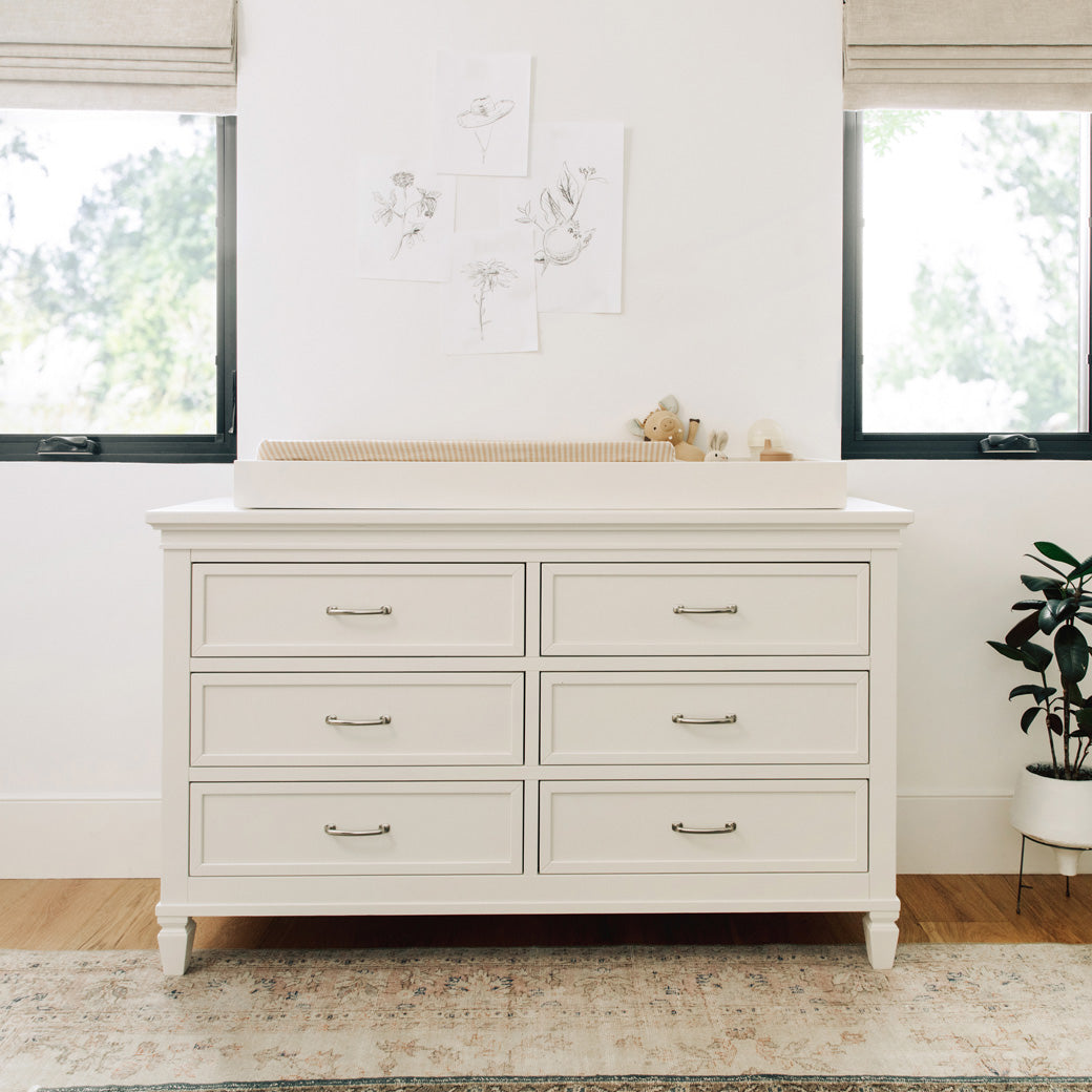 Darlington 6 Drawer Dresser In Warm White