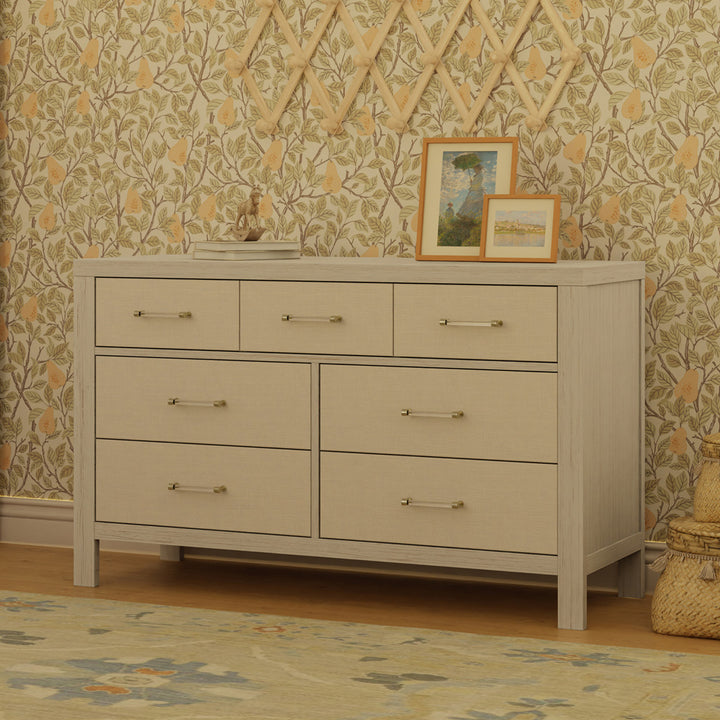 Eloise 7-Drawer Dresser