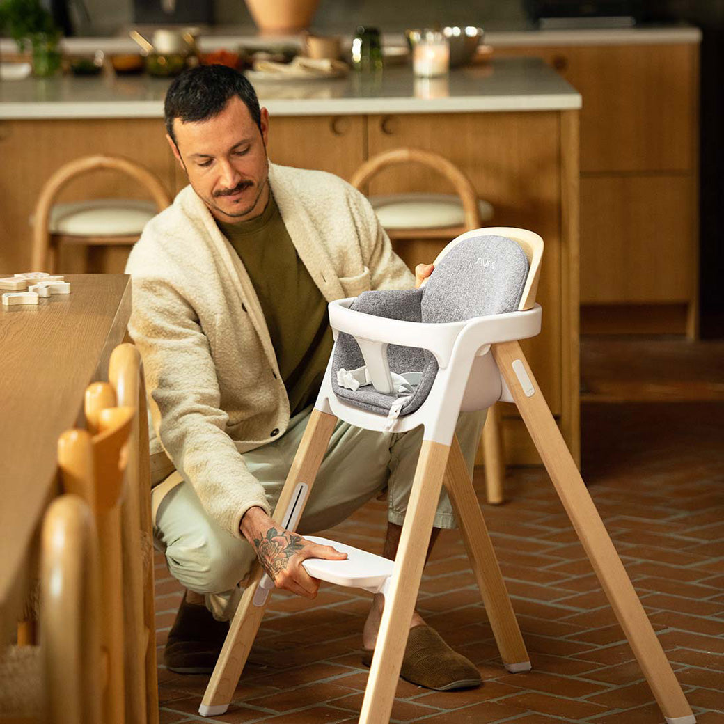 BRYN Highchair