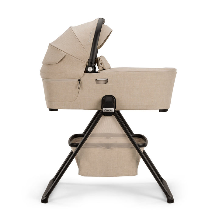 DEMI Next Bassinet + Stand