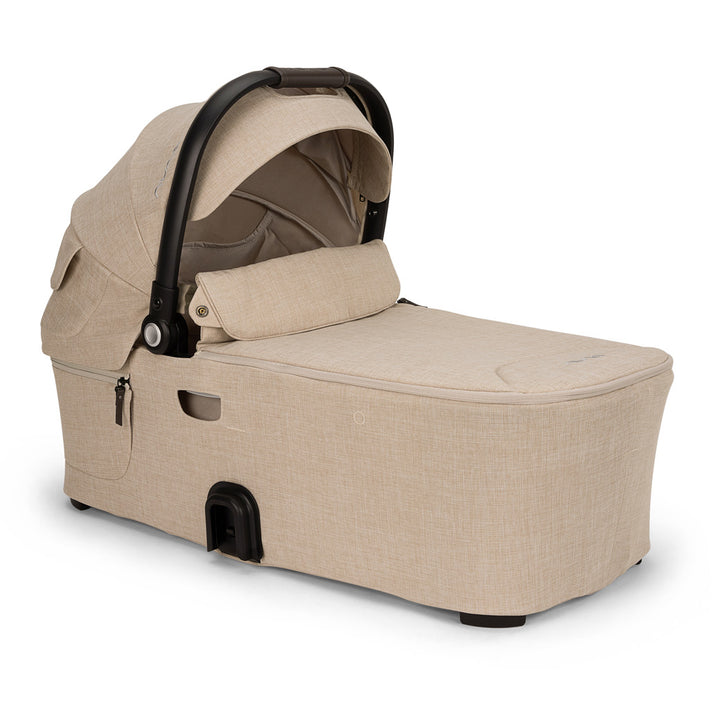 DEMI Next Bassinet + Stand