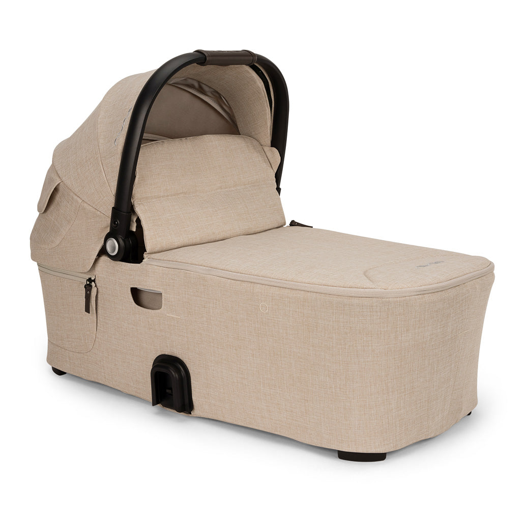 DEMI Next Bassinet + Stand