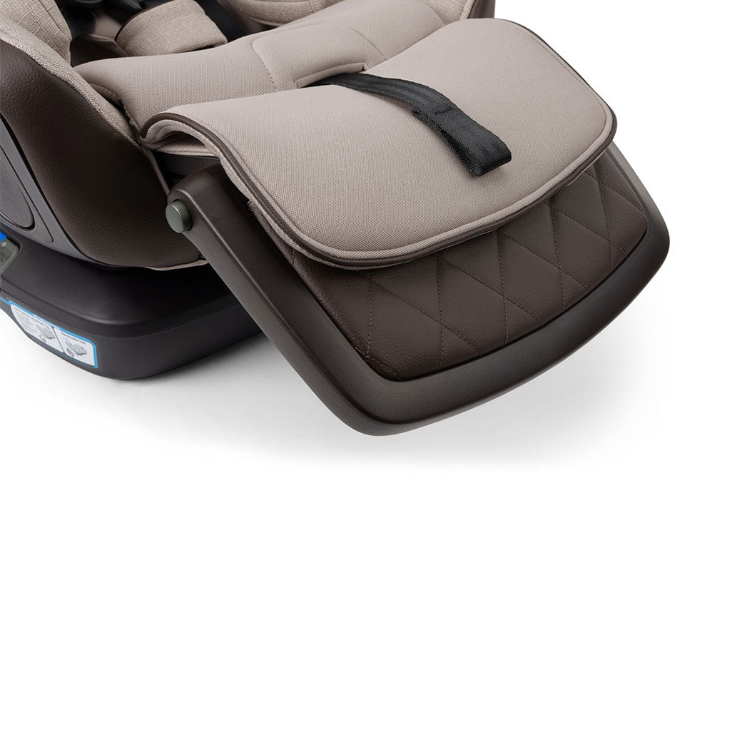 EXEC next Car Seat