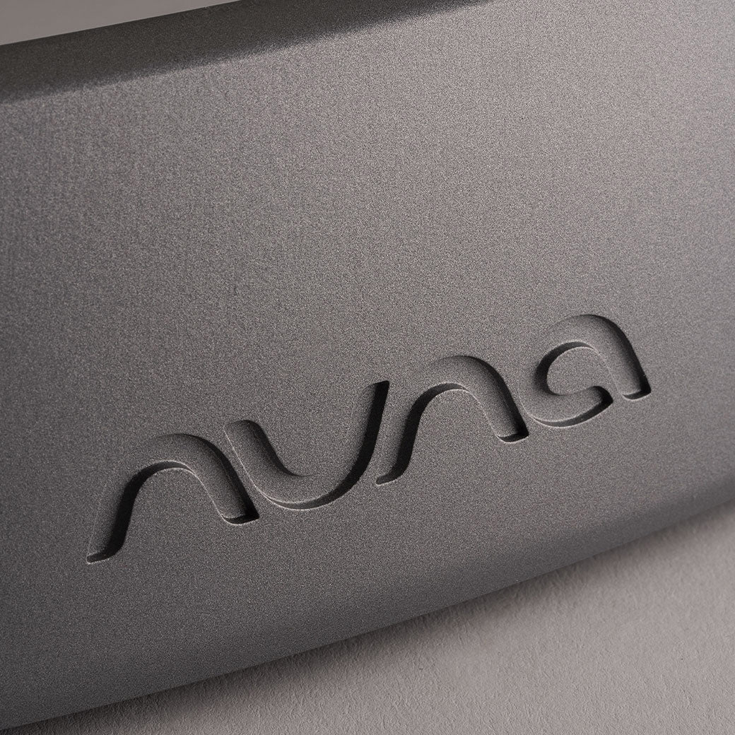 LEAF Grow Child Seat