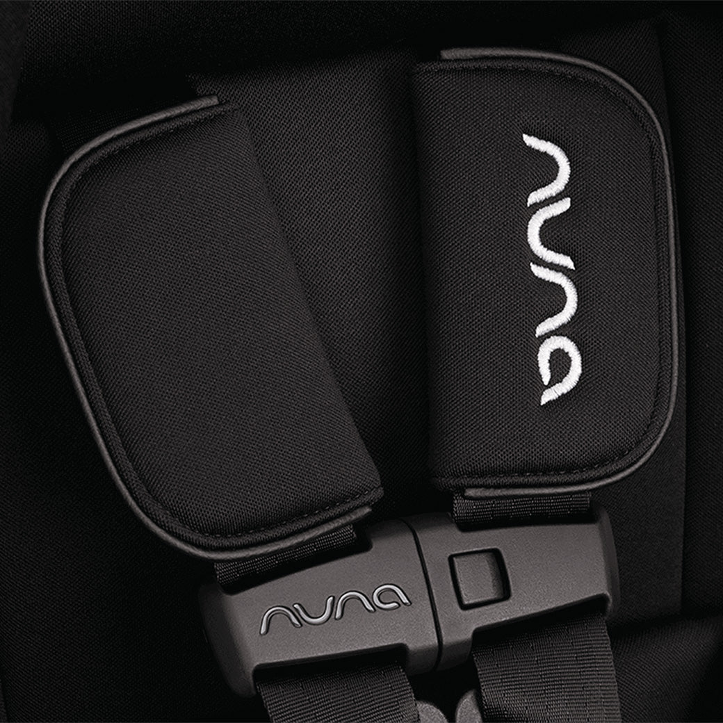 LUMN Harness Booster Seat