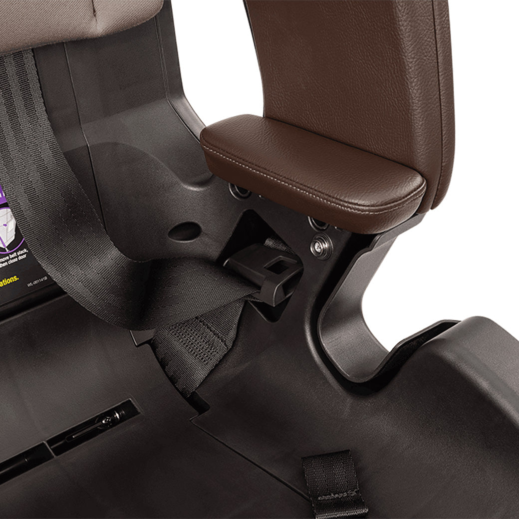 LUMN Harness Booster Seat