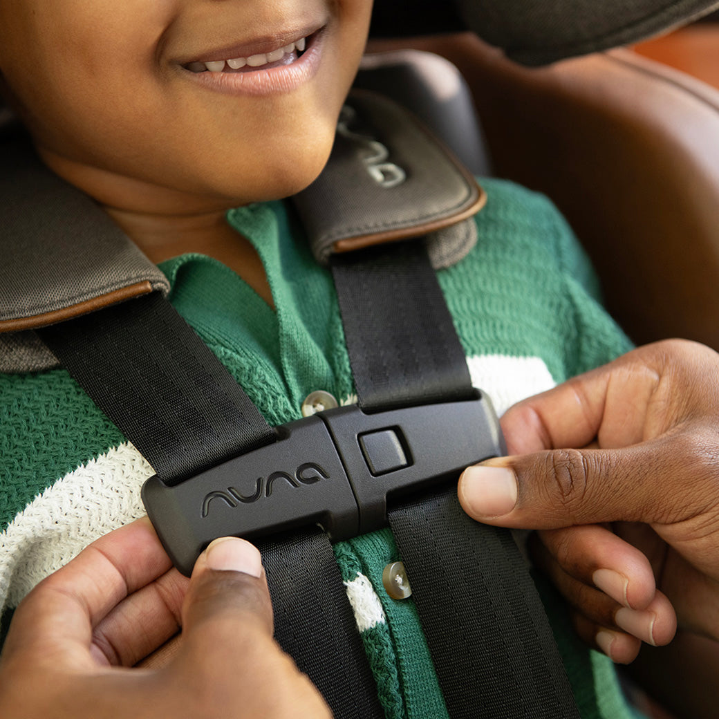 LUMN Harness Booster Seat