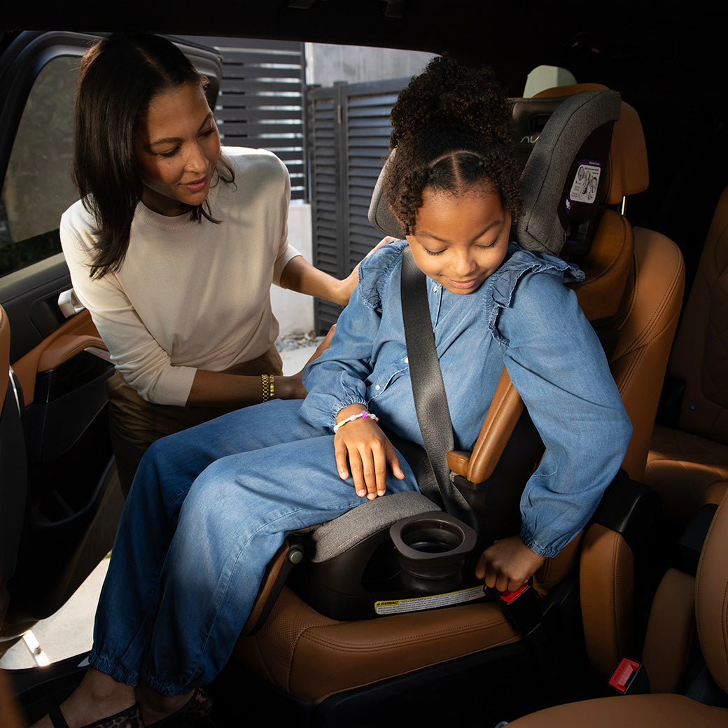 LUMN Harness Booster Seat