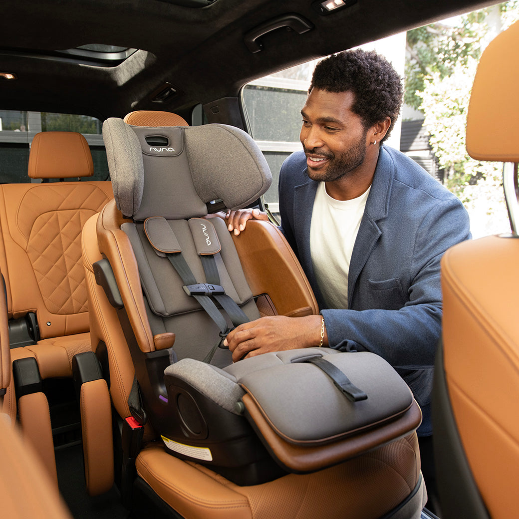 LUMN Harness Booster Seat