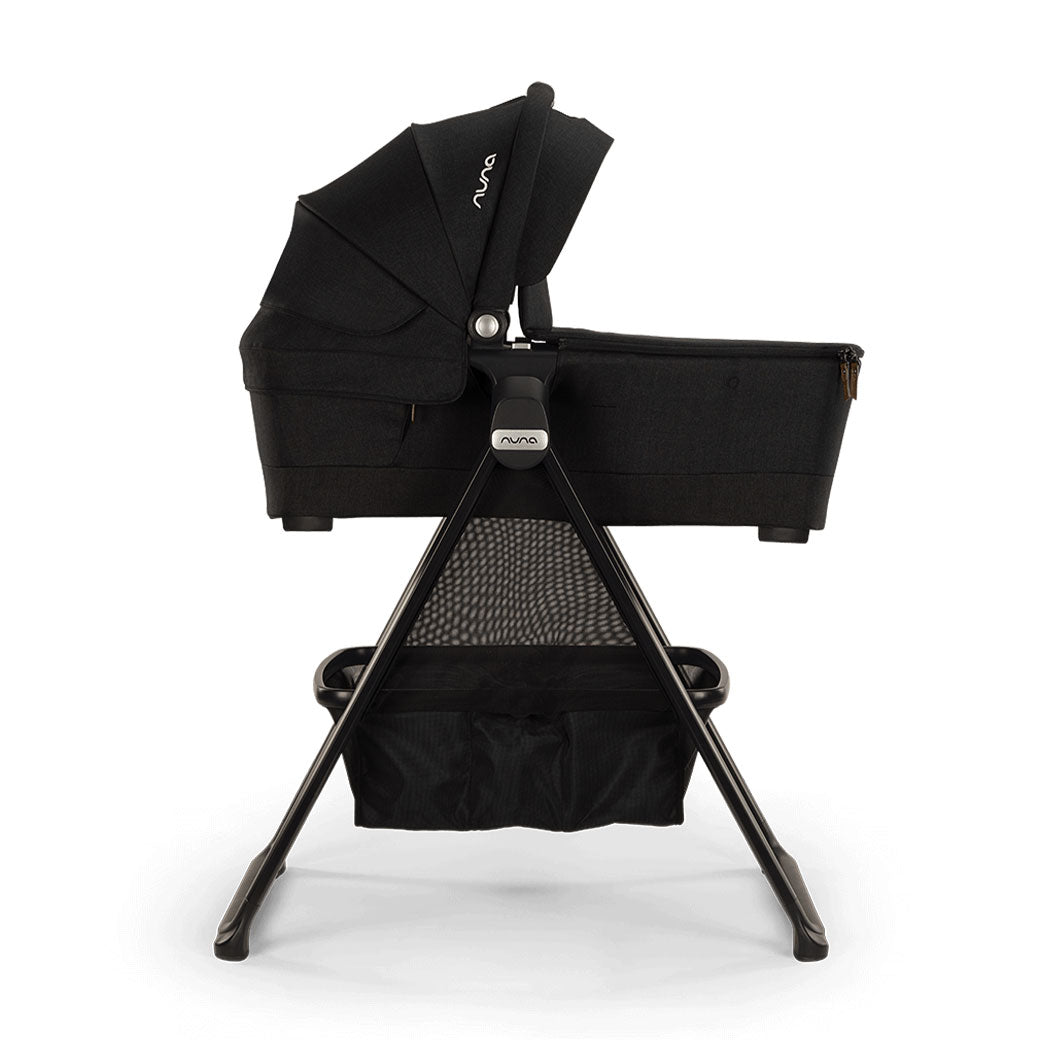 SWIV & TRIV Series Bassinet + Stand