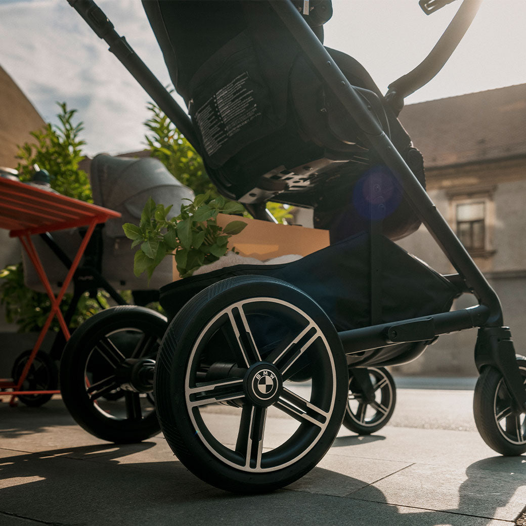 MIXX Next Stroller + PIPA Series Travel System