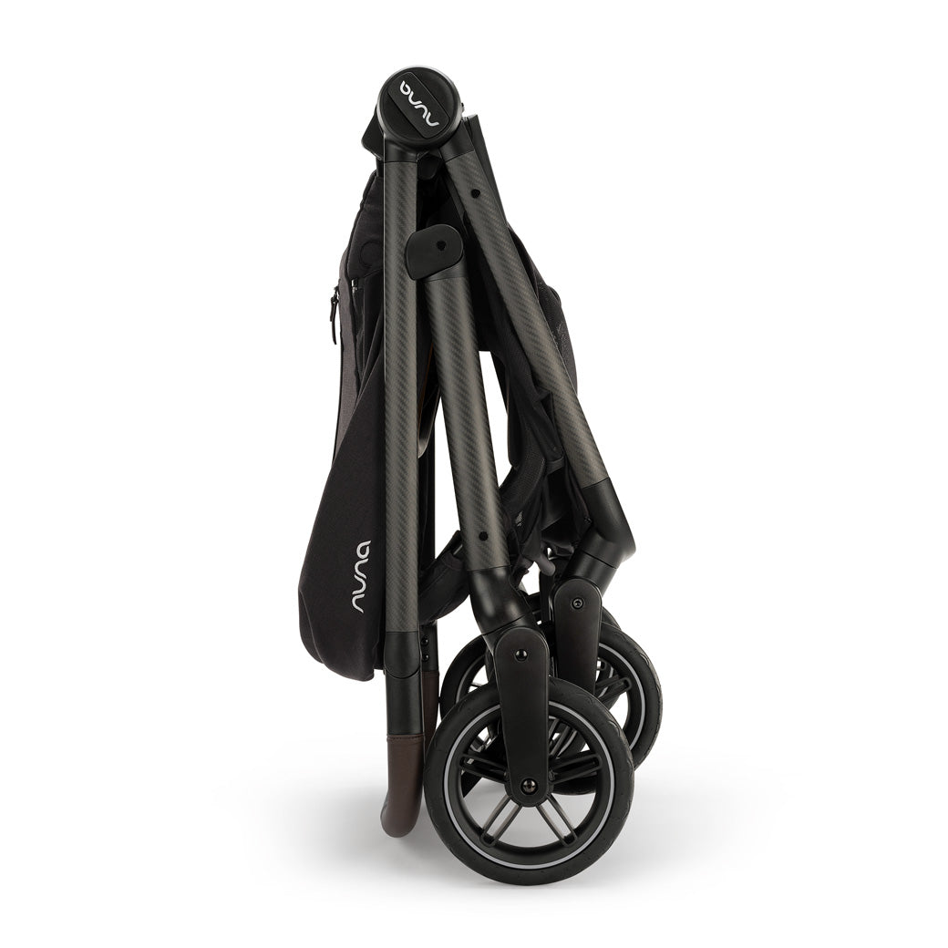 Nuna SWIV Stroller with 360° Swivel Wheels | Modern Nursery™