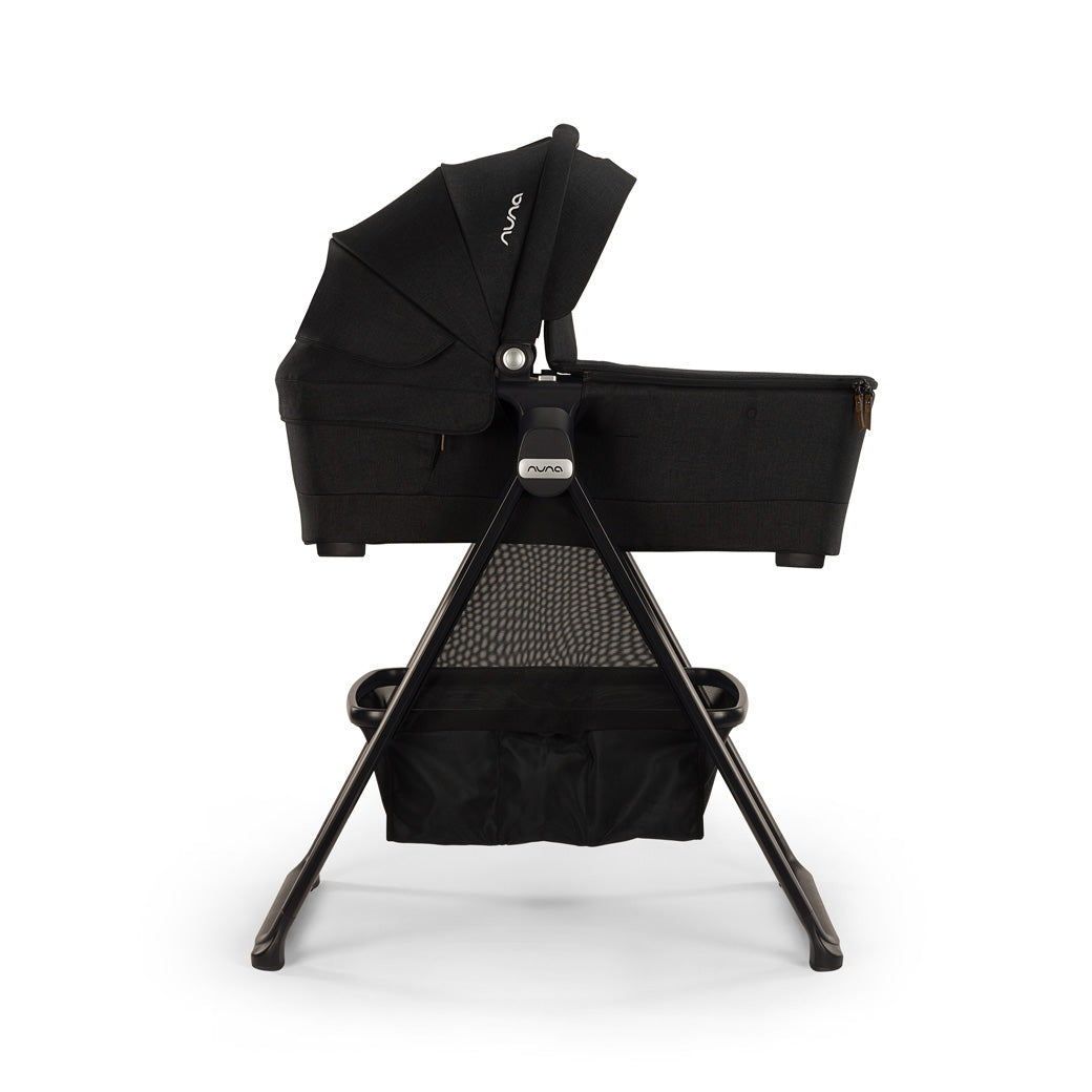SWIV & TRIV Series Bassinet + Stand