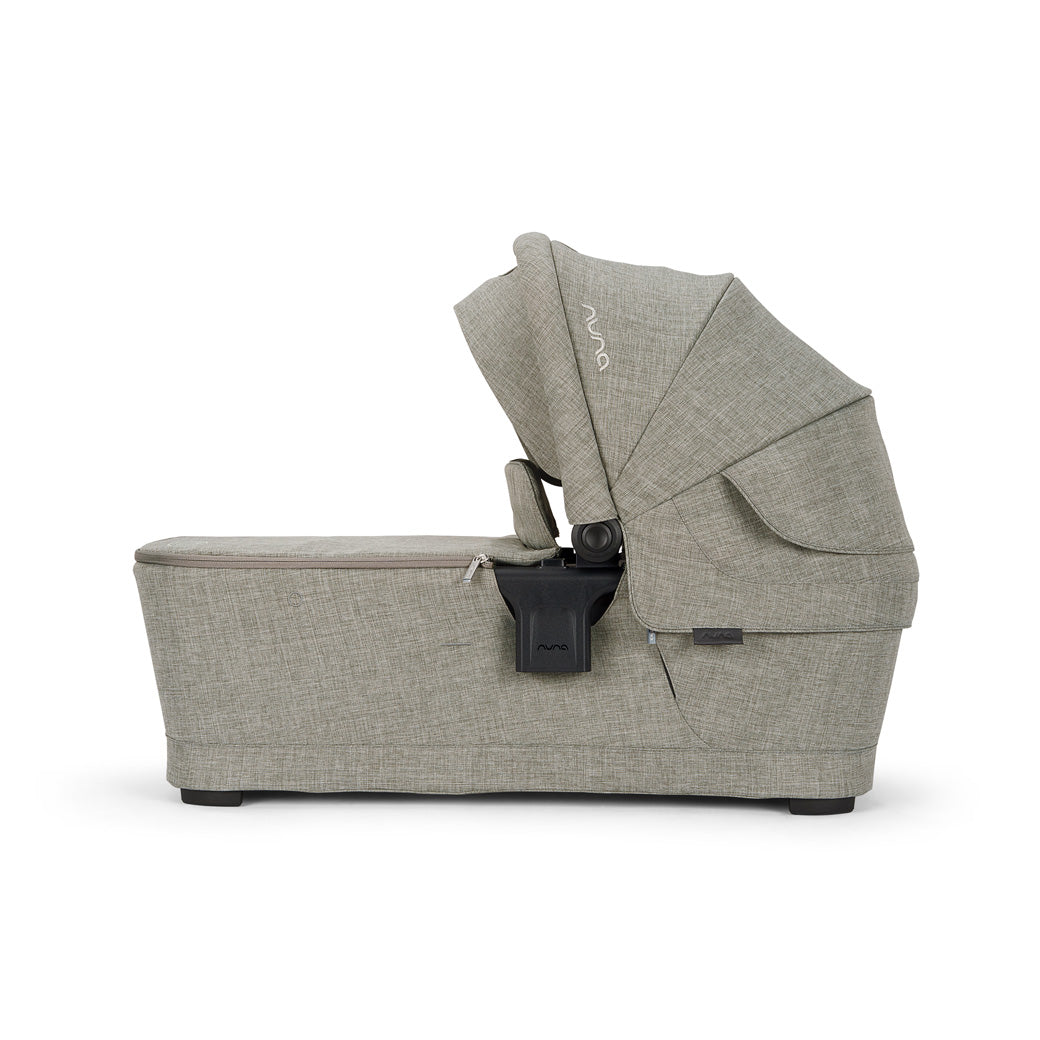 SWIV & TRIV Series Bassinet + Stand