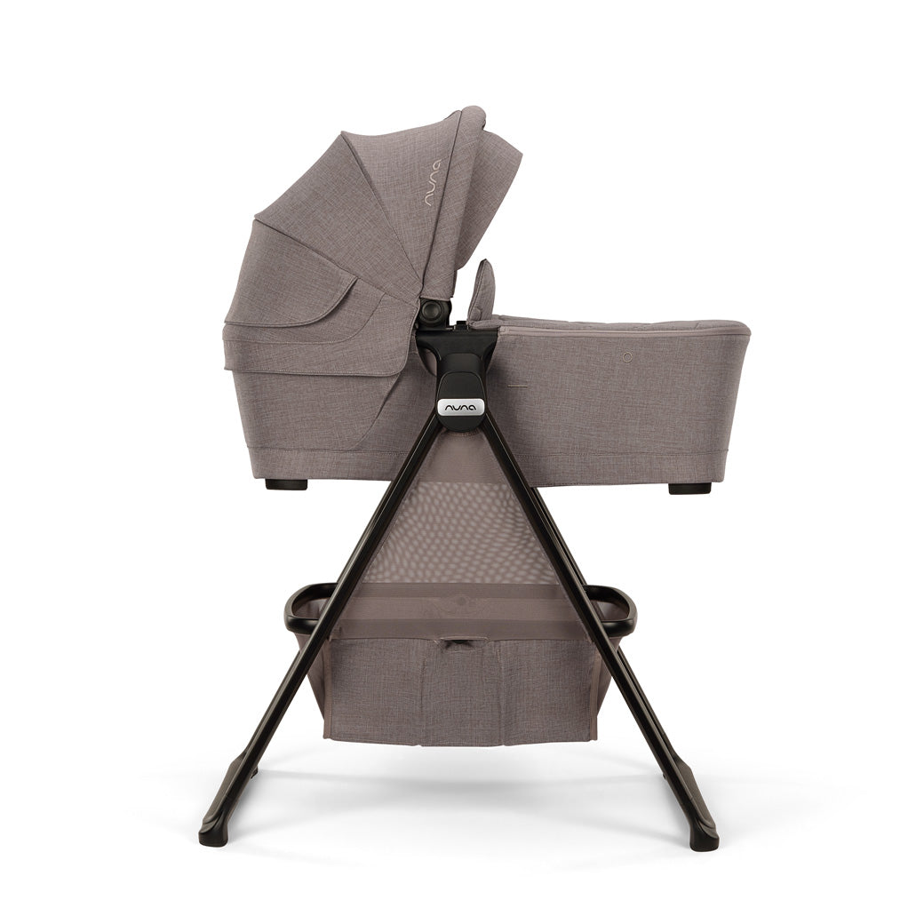 SWIV & TRIV Series Bassinet + Stand