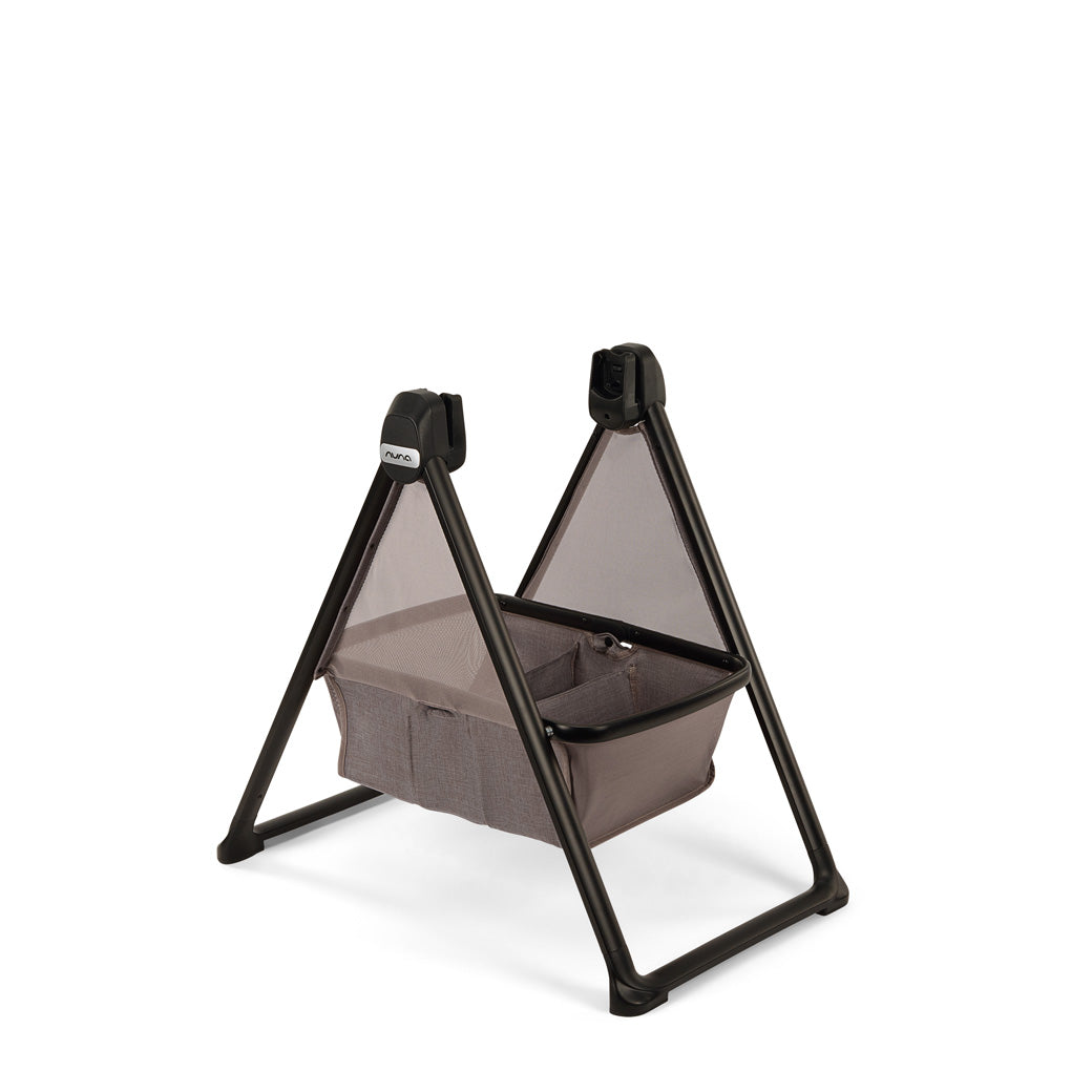 SWIV & TRIV Series Bassinet + Stand