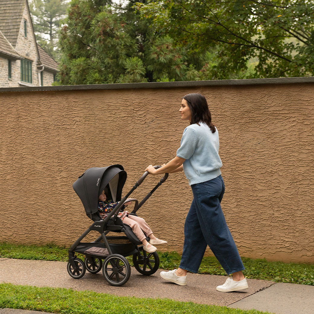 TRIV lx Stroller + PIPA Series Travel System