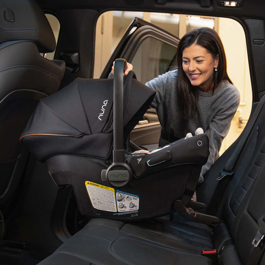 TRVL lx Stroller + PIPA Urbn Travel System