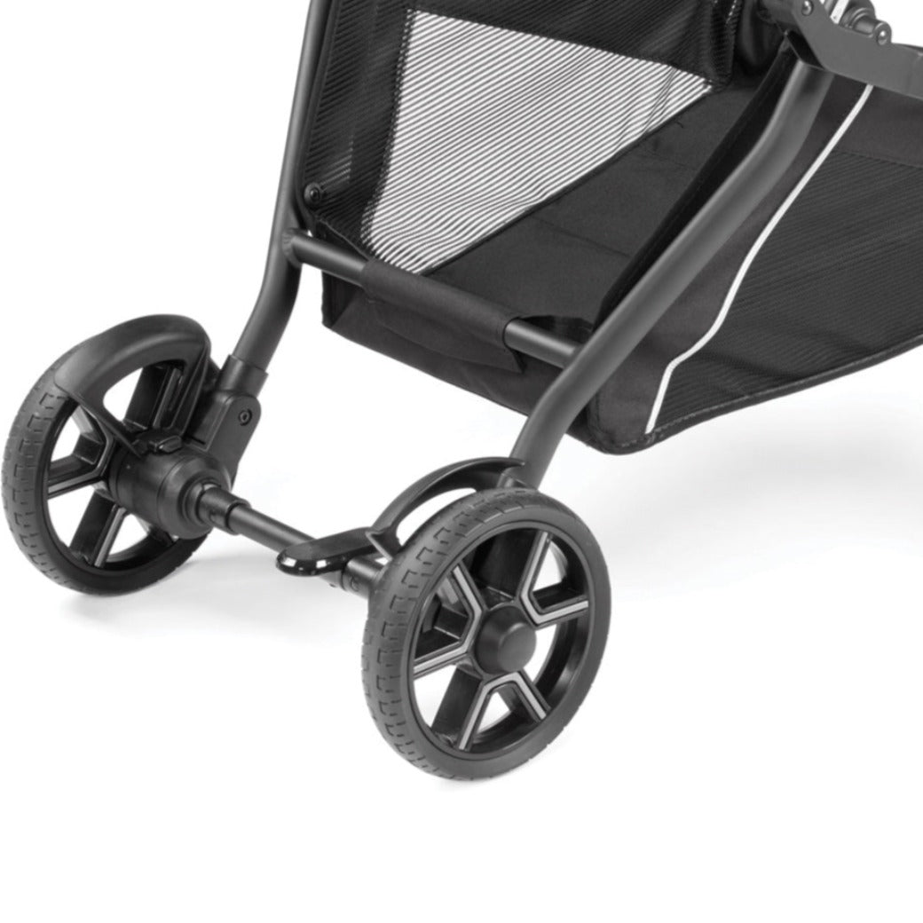 View of chassis wheels of Peg Perego Primo Viaggio 4-35 Lounge On Wheels Travel System in -- Color_True Black
