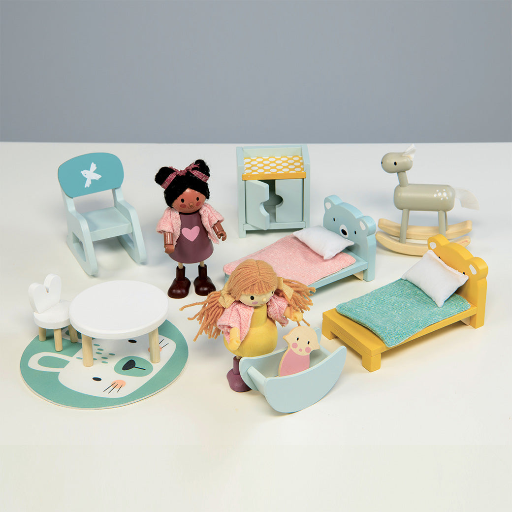 Dolls House Children's Room Furniture