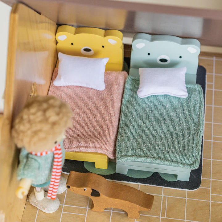 Dolls House Children's Room Furniture