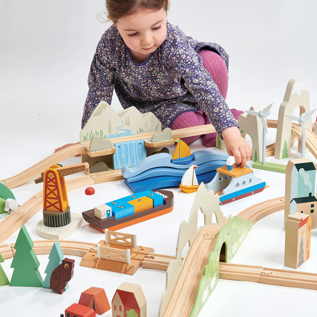 Mountain View Train Set
