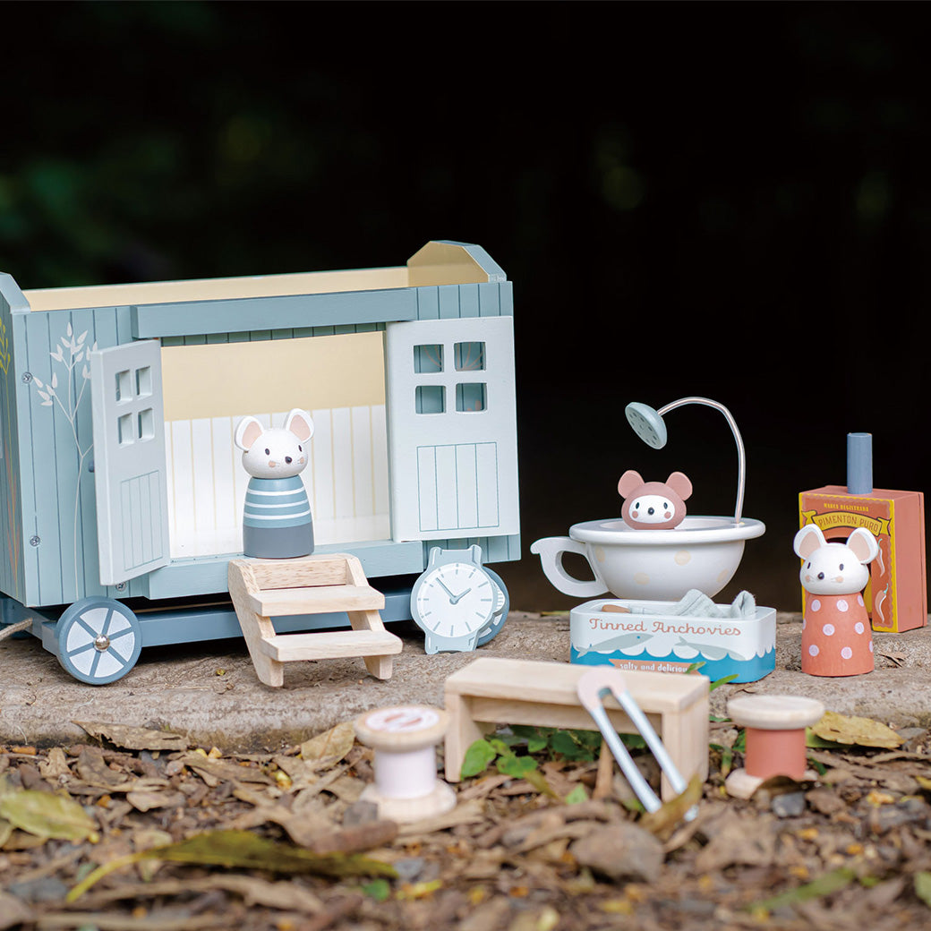 Secret Meadow Shepherds Hut
