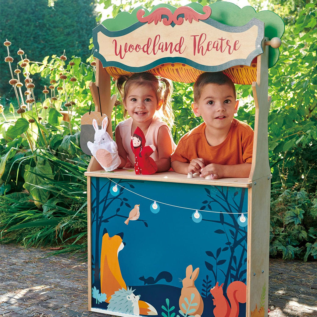 Woodland Stores and Theatre