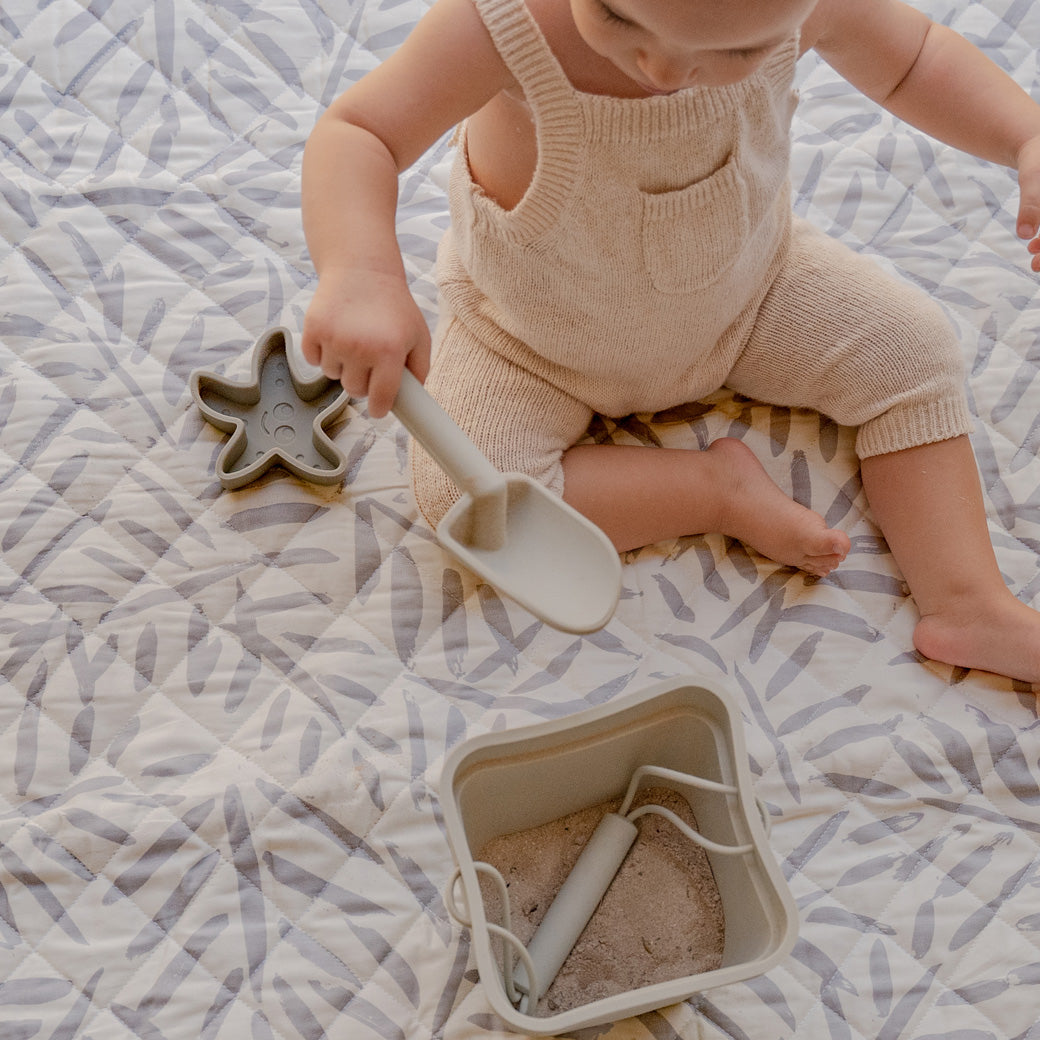 Wander Classic Playmat