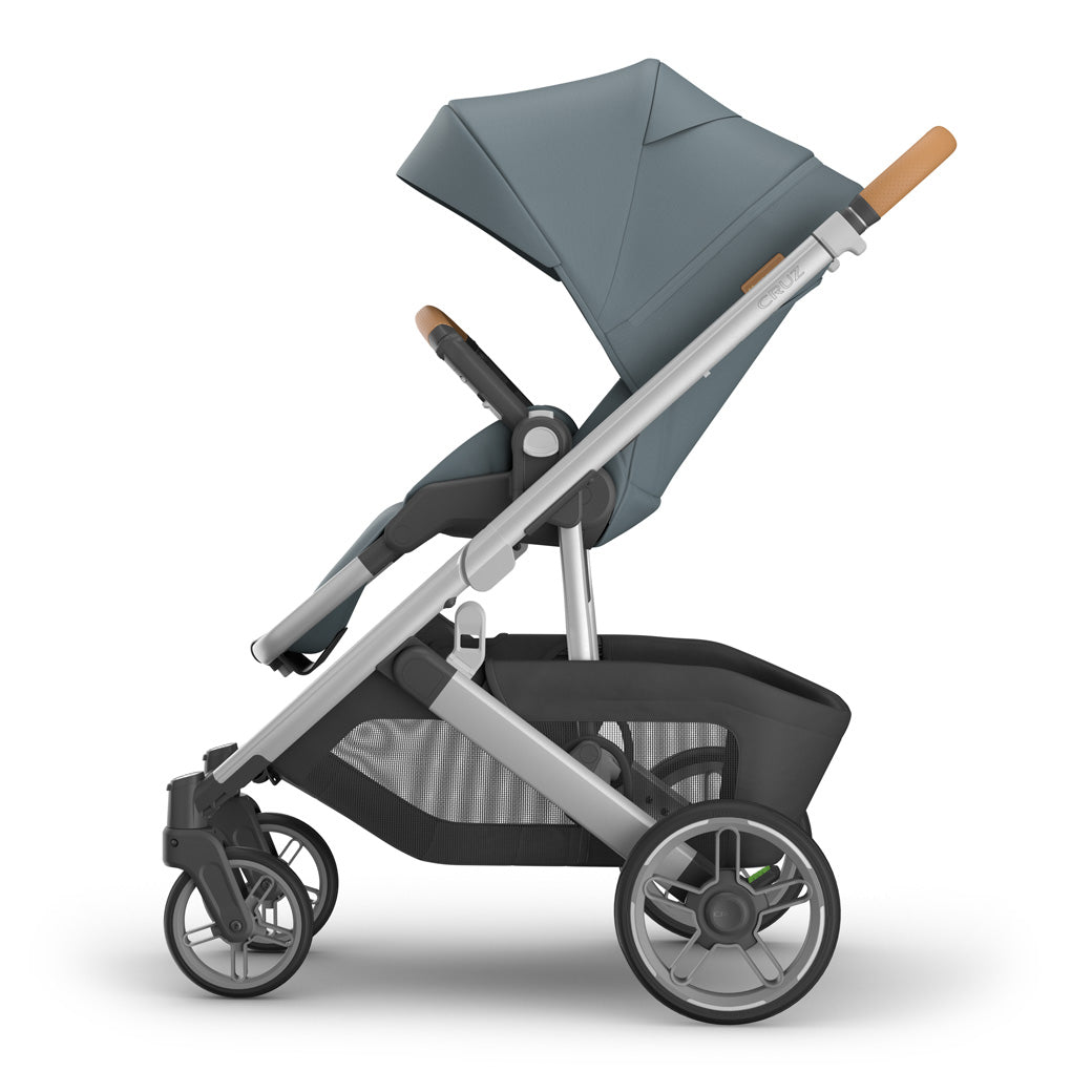 UPPAbaby Cruz V3 Stroller, Julian: Dusty Blue | Carbon Frame