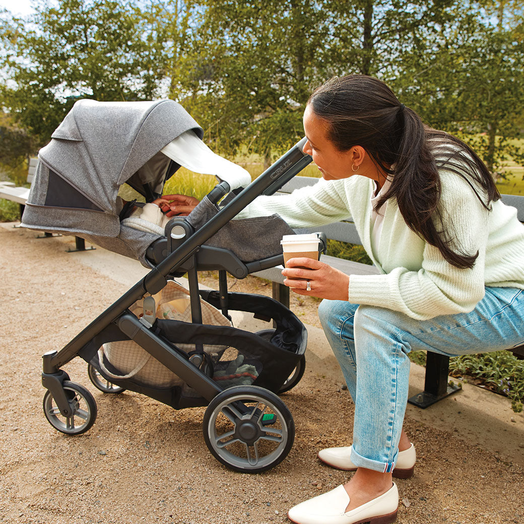 Cruz V3 Stroller