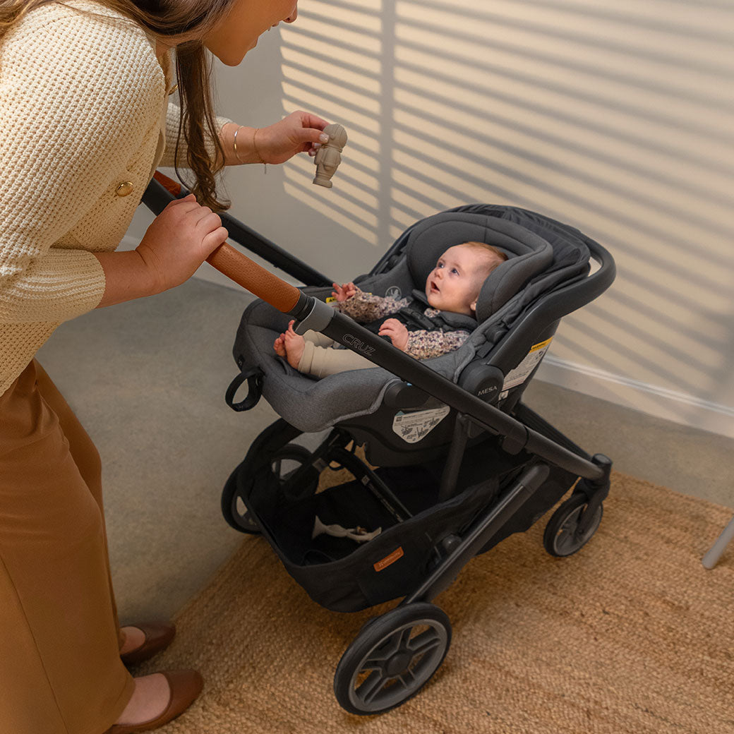Cruz V3 Stroller