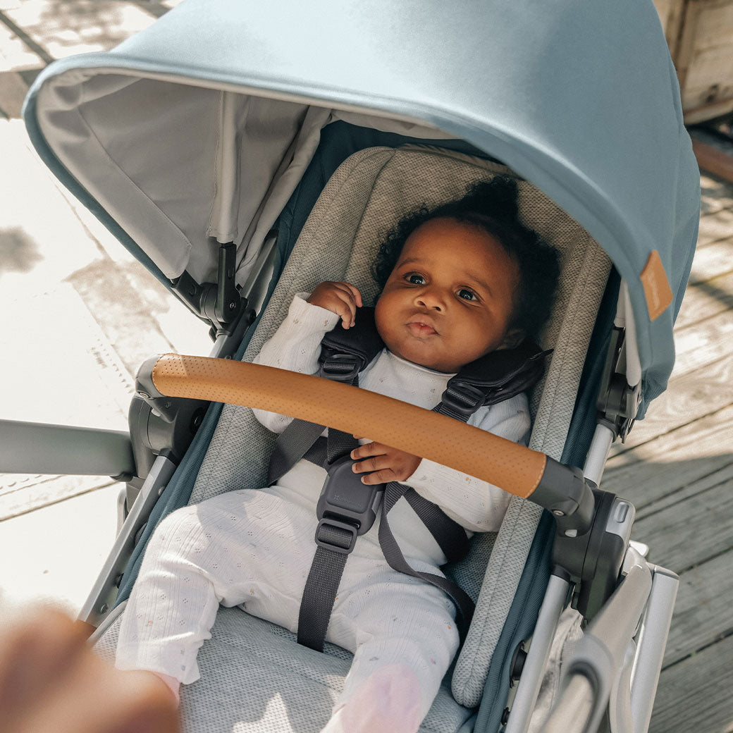 Vista V3 Stroller + Aria V2 Travel System