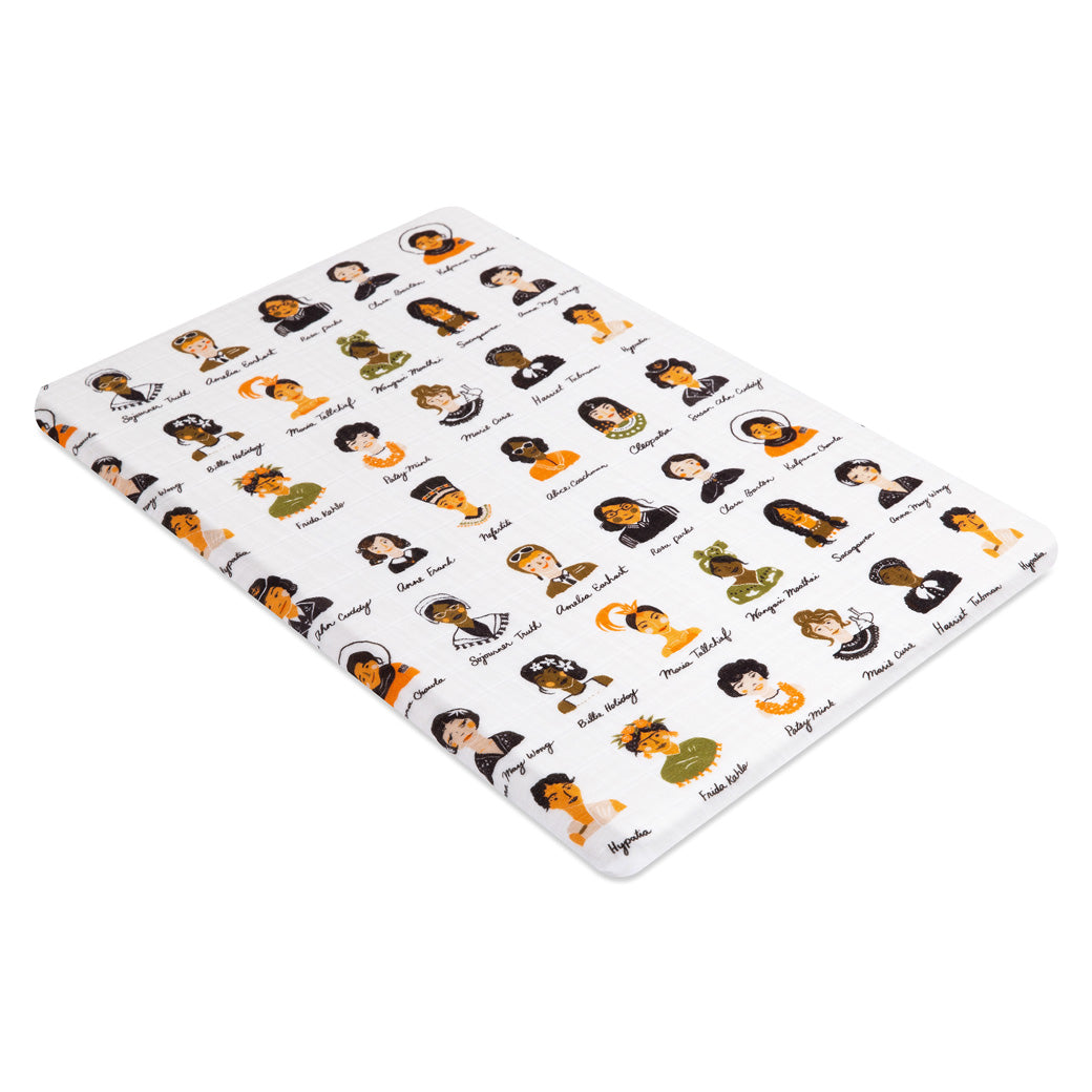 Full view of the Babyletto All-Stages Bassinet Sheet In GOTS Certified Organic Muslin Cotton in -- Color_Women In History