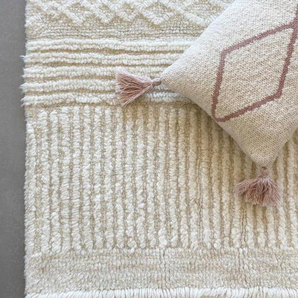 Ari Sheep Woolable Rug