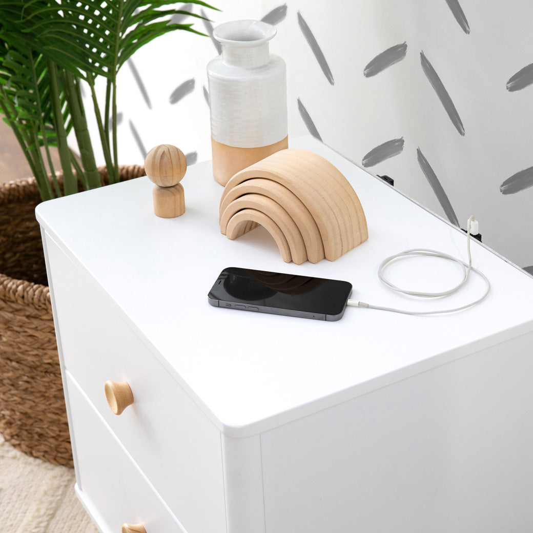 Lolly Nightstand With USB Port