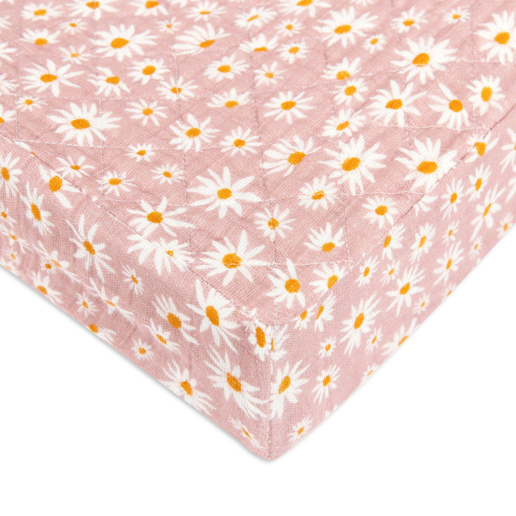 Corner of Babyletto Quilted Changing Pad Cover In GOTS Certified Organic Muslin Cotton in -- Color_Daisy