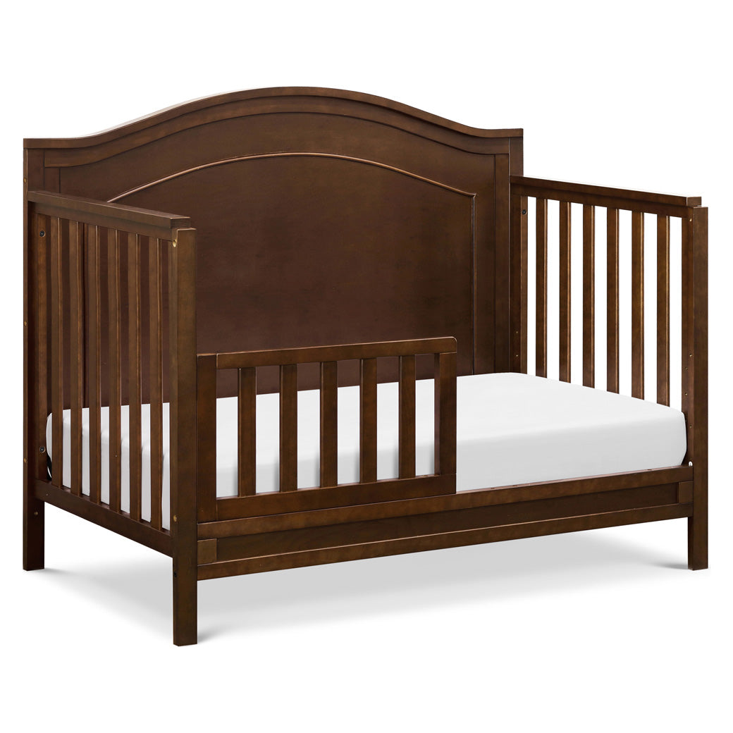 DaVinci Charlie 4-In-1 Convertible Crib | Modern Nursery