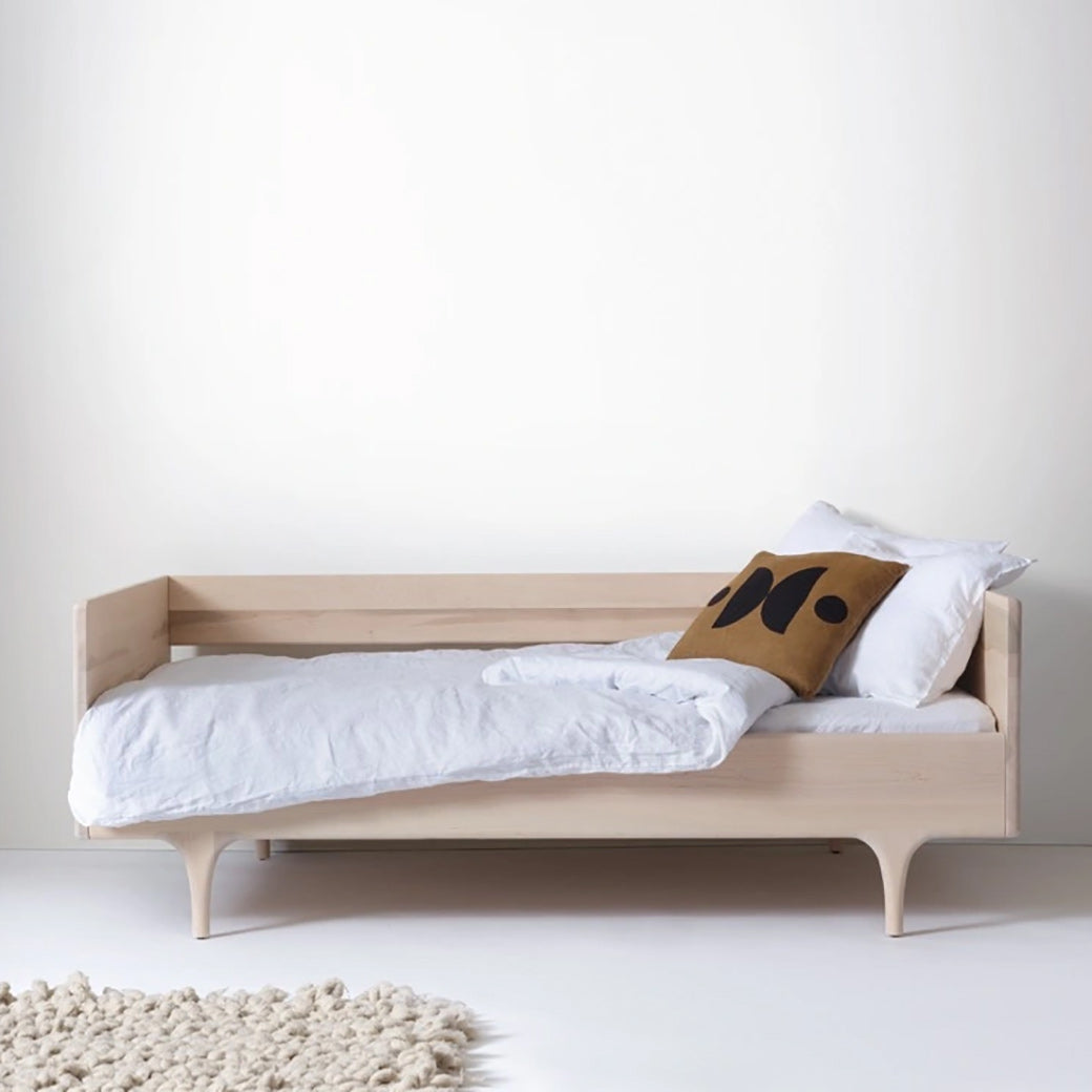 Divan Twin Bed