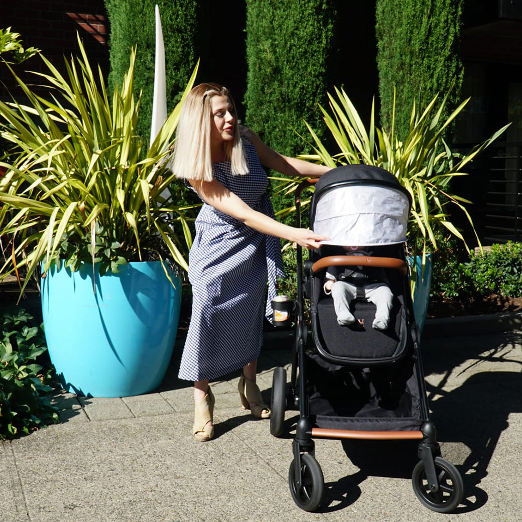 Maverick Single to Double Stroller With Toddler Seat