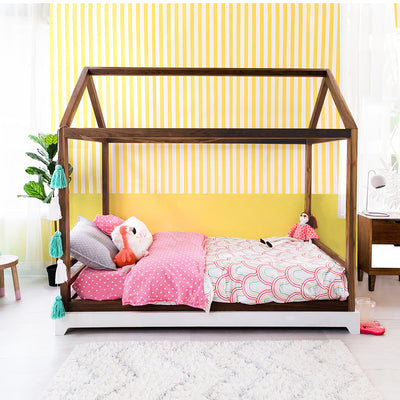 Domo Canopy Bed