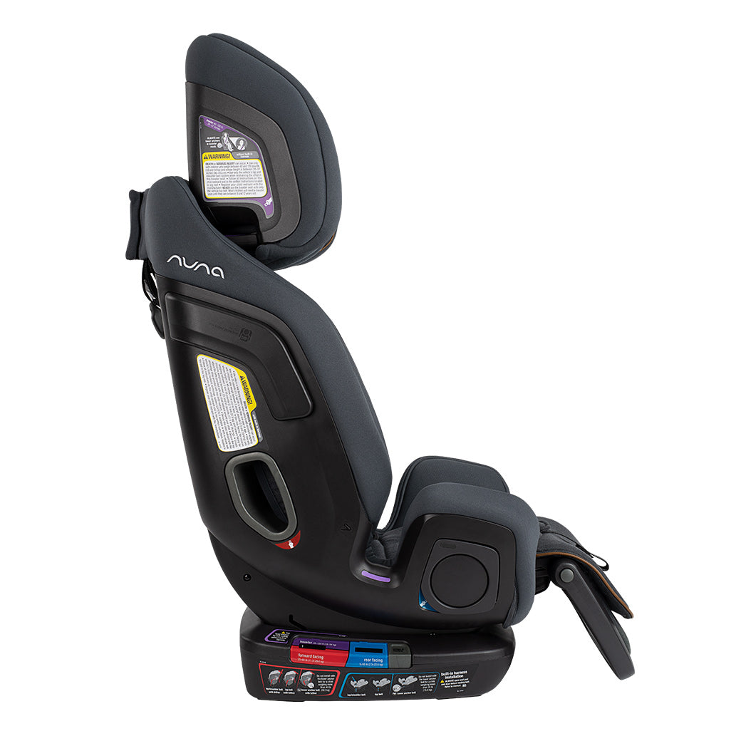 Profile view of Nuna EXEC Car Seat in Color_Ocean