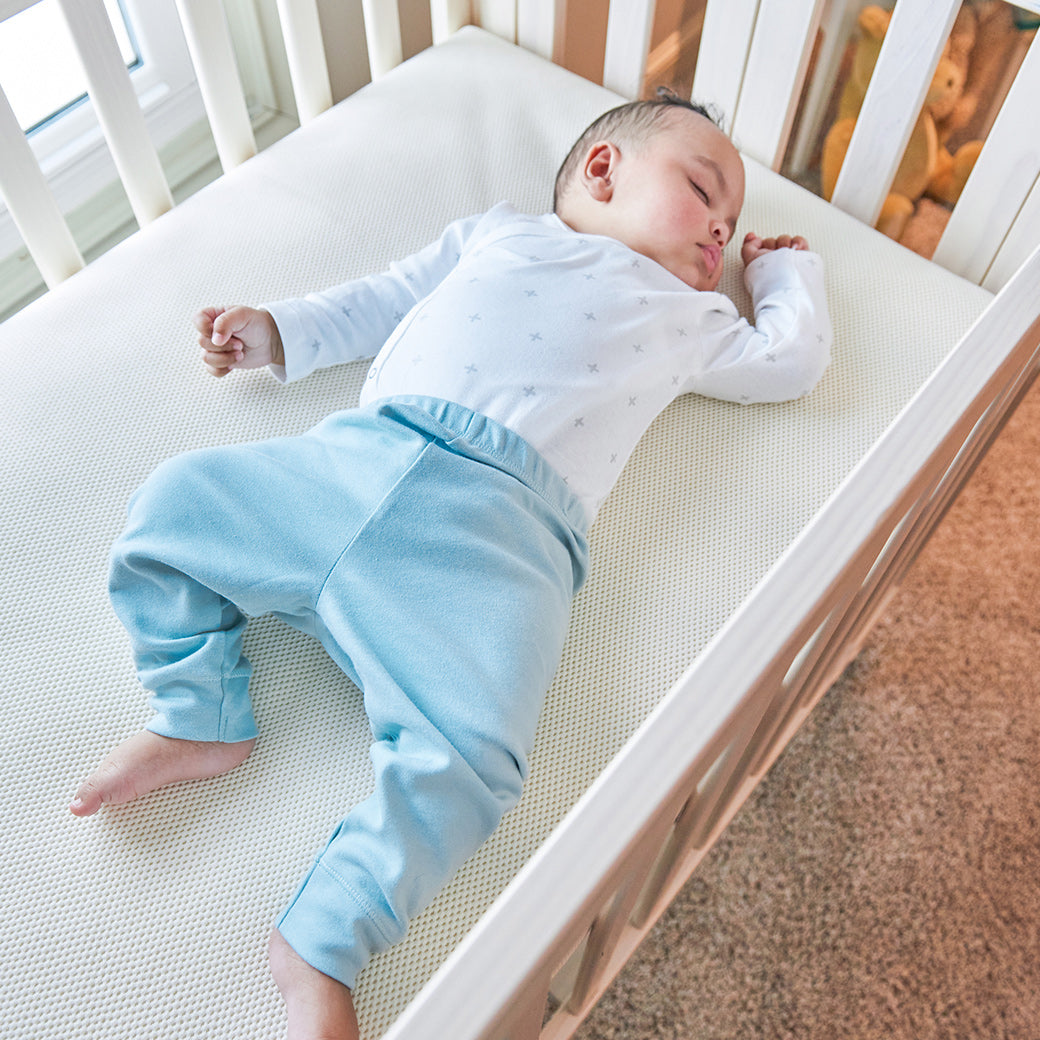 Organic Breathable Mini Crib Mattress
