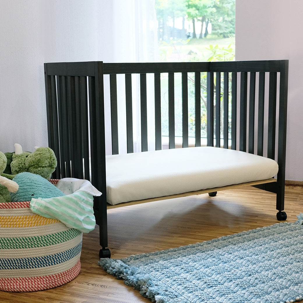 Organic Breathable Mini Crib Mattress