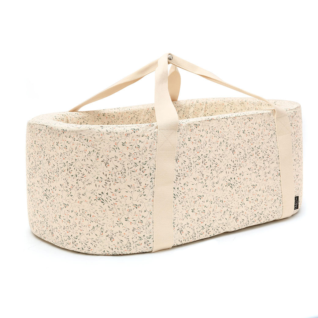 Charlie Crane KUKO Moses Basket with handles up in -- Color_Prisca Organic Cotton