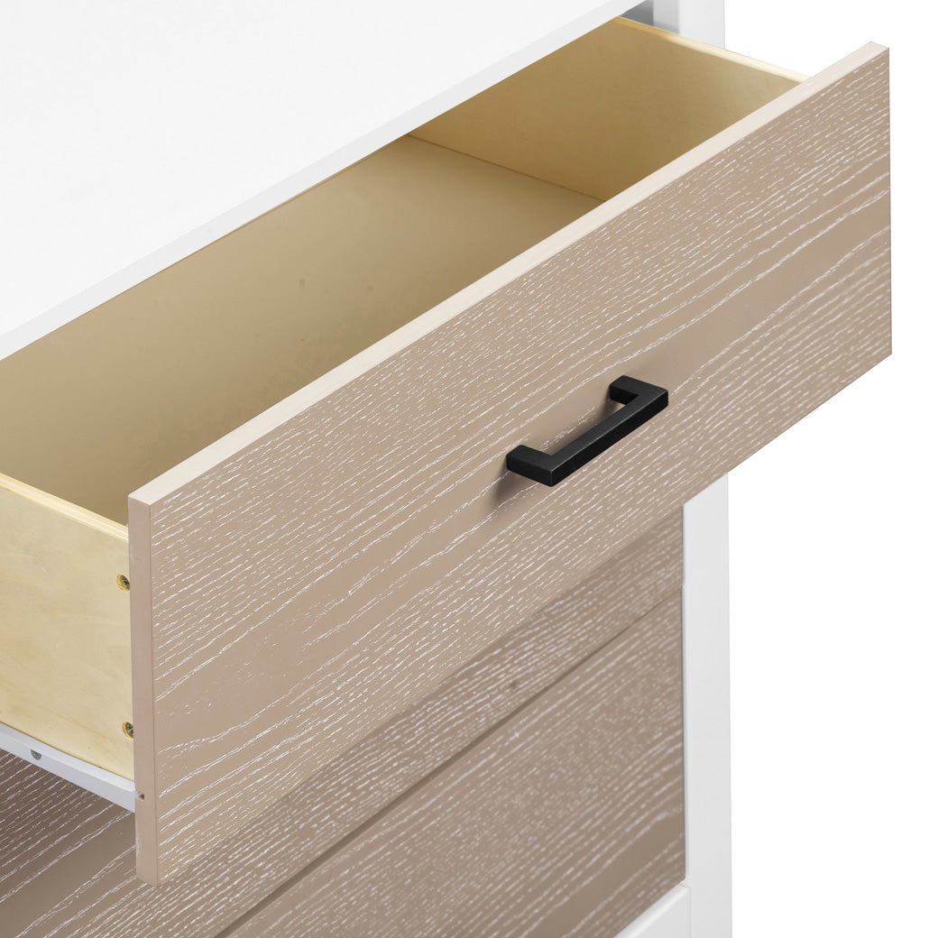 Drawer detail of Carter's by DaVinci Radley 3-Drawer Dresser in -- Color_White/Coastwood
